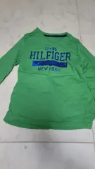 Tommy Hilfiger(トミーヒルフィガー) 双子用 5 ー 7 セヨン ほぼ 新品 長袖Tシャツ