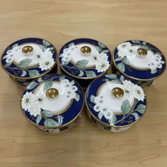 ◎【✨高級ブランド✨】ノリタケ　乃りたけ　蓋つき　湯呑　5点　陶器　昭和レトロ　アンティーク　ヴィンテージ　高級　食器　ホワイト　茶器　お茶　ティーセット　プレゼント　贈答　コレクション　カラー　白　ホワイト　青　柄　パターン　花　模様
