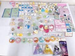 ＃【まとめ売り】ちいかわ　ハチワレ　うさぎ　モモンガ　サンリオ　ミニフィギュア　キーホルダー　缶バッチ　グッズ【ホビー】【2】