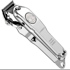 WAHL コードレスバリカン フェードカット 1919 シルバー 即日発送 新品 wahl コードレスバリカン フェードカット 1919 シルバー - メルカリ