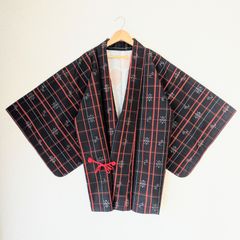 Japanese Vintage Haori Dochugi Kimono Coat Tsumugi Black Red Plaid pattern 長羽織 羽織 道中着 コート 紬 広衿 格子柄 黒 赤 昭和レトロ 一点物 和洋折衷