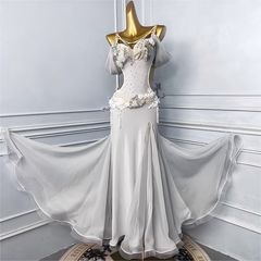 【新品】煌めくストーン付きスタンダード練習着★Mサイズ ダンスパーティーにも！ 2025年新作 【新品】煌めくストーン付きスタンダード練習着☆M