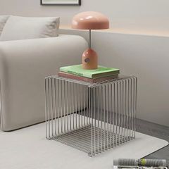 ミッドセンチュリー モダン ポストモダン サイドテーブル インテリア