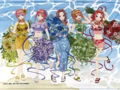 【中古】タペストリー(大型) 集合(海/ヨコ) BIGタペストリー 「グラくじ 映画 五等分の花嫁 summer time オンラインくじ」 A-2賞