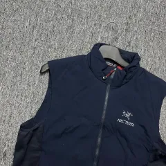 2025年最新】arc'teryx アークテリクス ベストの人気アイテム
