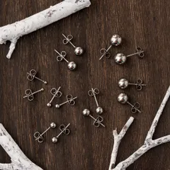 509★医学用ステンレス1ポイント 丸玉ピアス片耳