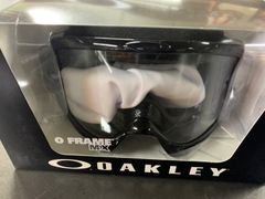 OAKLEY ORANGE