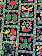 ヴィンテージ布　黒地のカントリー柄　VF-12