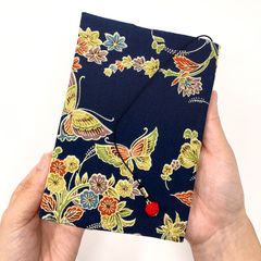 1点もの】着物リメイク 和柄ブックカバー