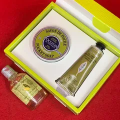 ロクシタン　ポータブルハンドケア　ヴァーベナ・CVシャワージェルA　シトラスヴァーベナ　ボディ用洗浄料　30ml　　b