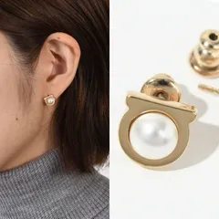 FERRAGAMO フェラガモ アクセサリー ピアス ガンチーニピアス 760121 696454 レディース GOLD ゴールド パール オケージョンのサムネイル
