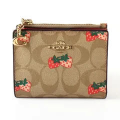 新品未使用級‼️COACH コーチ イチゴ柄 三つ折り財布 新品未使用級‼️COACH コーチ イチゴ柄 三つ折り財布