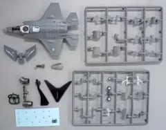 エフトイズ・童友社・軍用機8機セット（スホーイ、F-35、F-15Jなど多数） エフトイズ・童友社・軍用機8機セット（スホーイ、F-35、F-15J