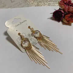 No.4  揺れる大ぶりイヤリング