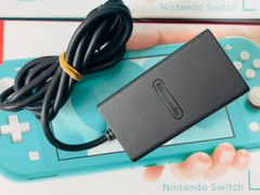 ニンテンドースイッチ/スイッチライト Switch/Switch lite 純正品　ACアダプター 充電器 HAC-002