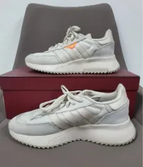 adidas(アディダス) レディース レトロピー ランニングシューズ_ 245