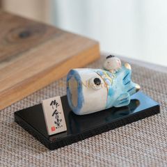 日本製　豆太郎と鯉のぼ  招福干支置物 和の縁起物 端午の節句  五月人形 プレゼント 贈り物クラフトマンハウス MK144