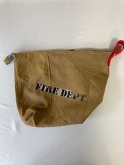 ６６．🚒防火衣ポーチ（アップサイクル商品）🚒