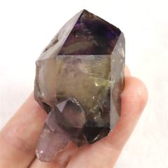 ブラジル産 ヘルデライト 原石ペンダントトップ 4.4g 【榎本通商40135