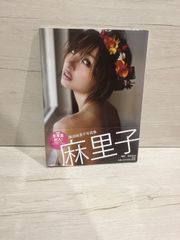 M. 篠田麻里子サード写真集・「麻里子」。