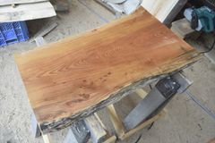 アウトレット ケヤキ(欅)の一枚板 長さ約76cm 幅約36～47cm 厚さ約4.9cm DIY用 Z670