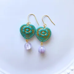 ♦︎気持ちは大きく♦︎ ピアス　チェコビーズ