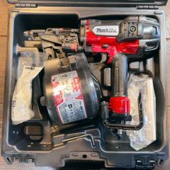 【7日保証・整備済】消耗部品多数交換済♪マキタ makita 高圧 90mm 釘打ち機 AN935H ケース付き 動作良好！