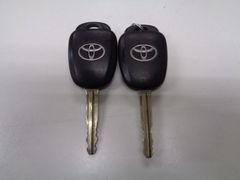 トヨタ　NHP10　アクア　スマートキー　キーレス　2個セット