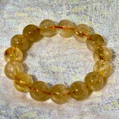 アクセサリー美しい黄色い琥珀の彫刻ビーズブレスレット 金運アップ色 