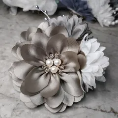 コサージュ 卒園式　卒業式　入園式入学式 結婚式 発表会 ＊フォーマルコサージュ＊パールブローチ91