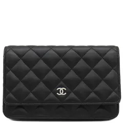 シャネル CHANEL チェーンウォレット マトラッセ チェーンショルダー ラムスキン ブラック シルバー金具 黒 斜め掛け  AP0250 22****** 【箱】【中古】