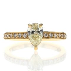 K18YG イエローゴールド リング ダイヤモンド 0.683ct/0.28ct 雫
