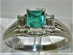 エメラルド 指輪 0.55ct ダイヤ0.12ct 16.5号 - メルカリ