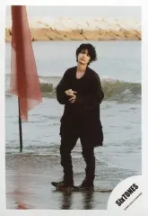 【中古】生写真(ジャニーズ) SixTONES/高地優吾/全身/シングル「NEW ERA」MV＆ジャケ写オフショット/公式生写真