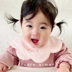 《SALE》[  white star cotton bib   ]   名入れ無料  送料無料  スタイ  刺繍  ガーゼ  出産祝い  ラッピング  女の子  男の子  ラウンド  360度