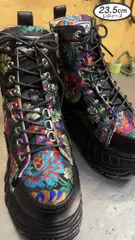 ♡新品未使用超美品♡ 23.5cm ヨースケ YOSUKE 厚底スニーカー レディース ブラックパープル ハイカット 和柄 刺繍 厚底シューズ 厚底ブーツ レースアップブーツ 黒 約8cm 厚底フラットソール 人気商品 定番 MY617-446