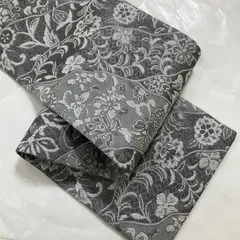美品 天目織 モノトーン 着物 大人びた華”仕付け糸付 トール