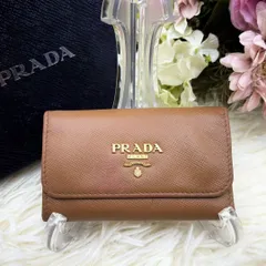 PRADA　キーケース　６連　ゴールドプレート