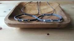 マクラメペアブレスレット（ガラスビーズ3粒）グレー