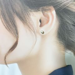 小粒バロックパールのピアス/イヤリング 5mm 6mm 真珠 スタッド チタン SV925 ノンホール