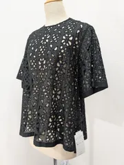 【タグ付き未使用】レースブラウス36 トゥモローランドコレクション タグ付き未使用】レースブラウス36 トゥモローランド