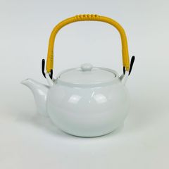 波佐見焼　白磁急須　茶漉し付き