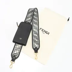 美品 フェンディ ストラップユー FF ズッカ PVC ショルダーストラップ レザー スマホ ケース 付 バッグ メンズ レディース EEM T12-5【中古】のサムネイル