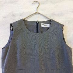 QUEENS COURT BASIC ノースリーブワンピース グレー フォーマル オフィス