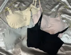 お得２枚セット　高リピ率！　ナイトブラ　（細い肩紐タイプ） ノンワイヤー ブラ 夏用 シームレス 涼しい スポーツブラ 締め付け感がなく リラックスブラ 育乳 24H使える 大きいサイズ カップ付き 安い