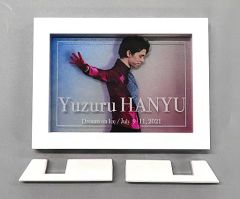 羽生結弦展 2022 フレームマグネット D - メルカリ