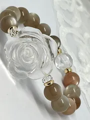 水晶薔薇とカラームーンストーンのブレスレット