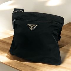 【F964】PRADA ナイロンショルダーバッグ サコッシュ