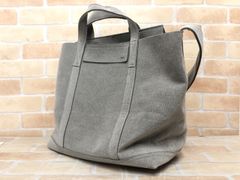【中古】 zattu ザッツ 23AW NEPPA 2wayトートバッグ マイクロファイバースエード ライトグレー 111428894のサムネイル