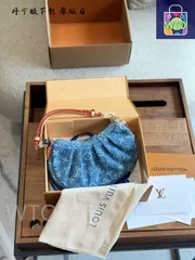【今日WTO】Louis Vuitton ルイヴィトン ポシェットヴァレー デニム素材にクラシックな老花柄を組み合わせ-WTO輸入2-EE03